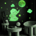 Load image into Gallery viewer, Adesivo Infantil Brilha no Escuro
